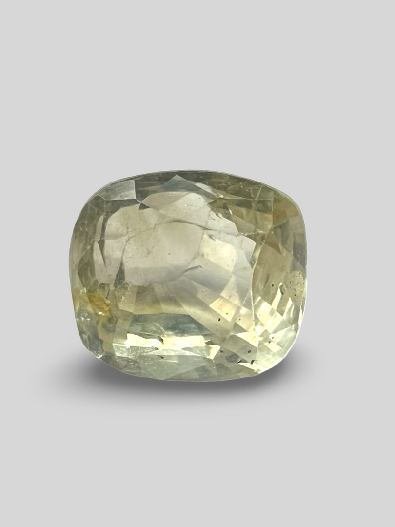 Natural Yellow Sapphire (Pukhraj) 3.93cts (9/107