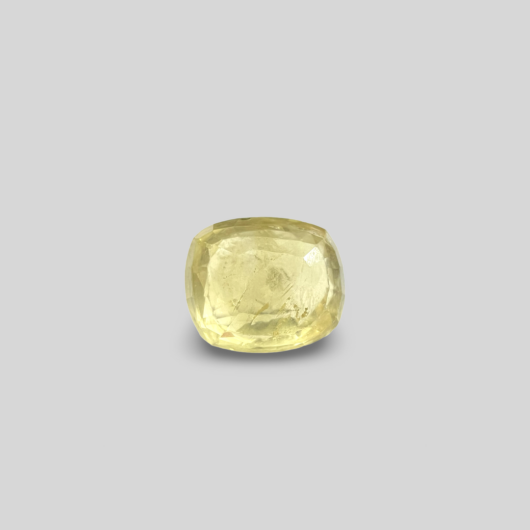 Natural Yellow Sapphire (Pukhraj) 4.86cts  (18/211)