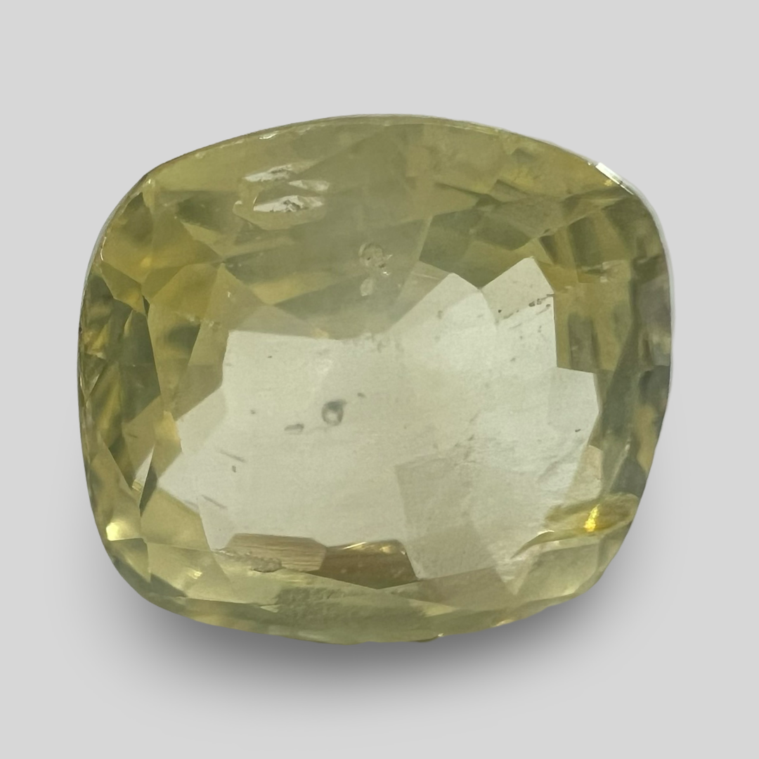 Natural Yellow Sapphire (Pukhraj) 3.65cts (54/648