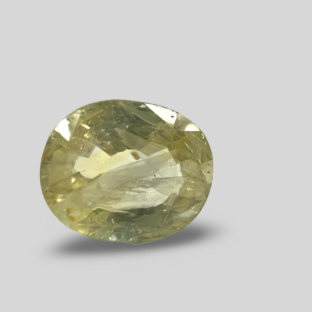 Natural Yellow Sapphire (Pukhraj) 4.86cts (40/472)