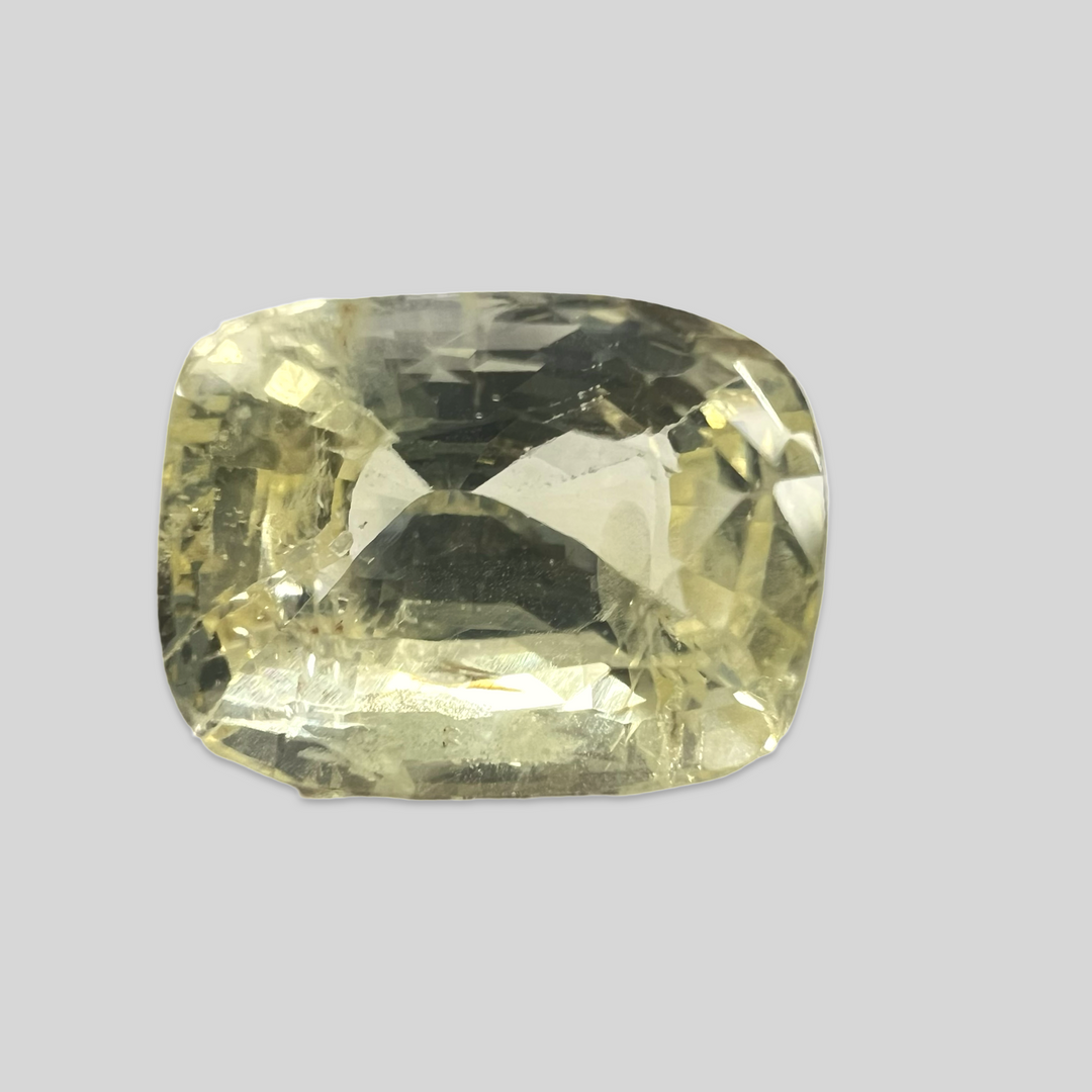 Natural Yellow Sapphire (Pukhraj) 7.72cts (44/521)