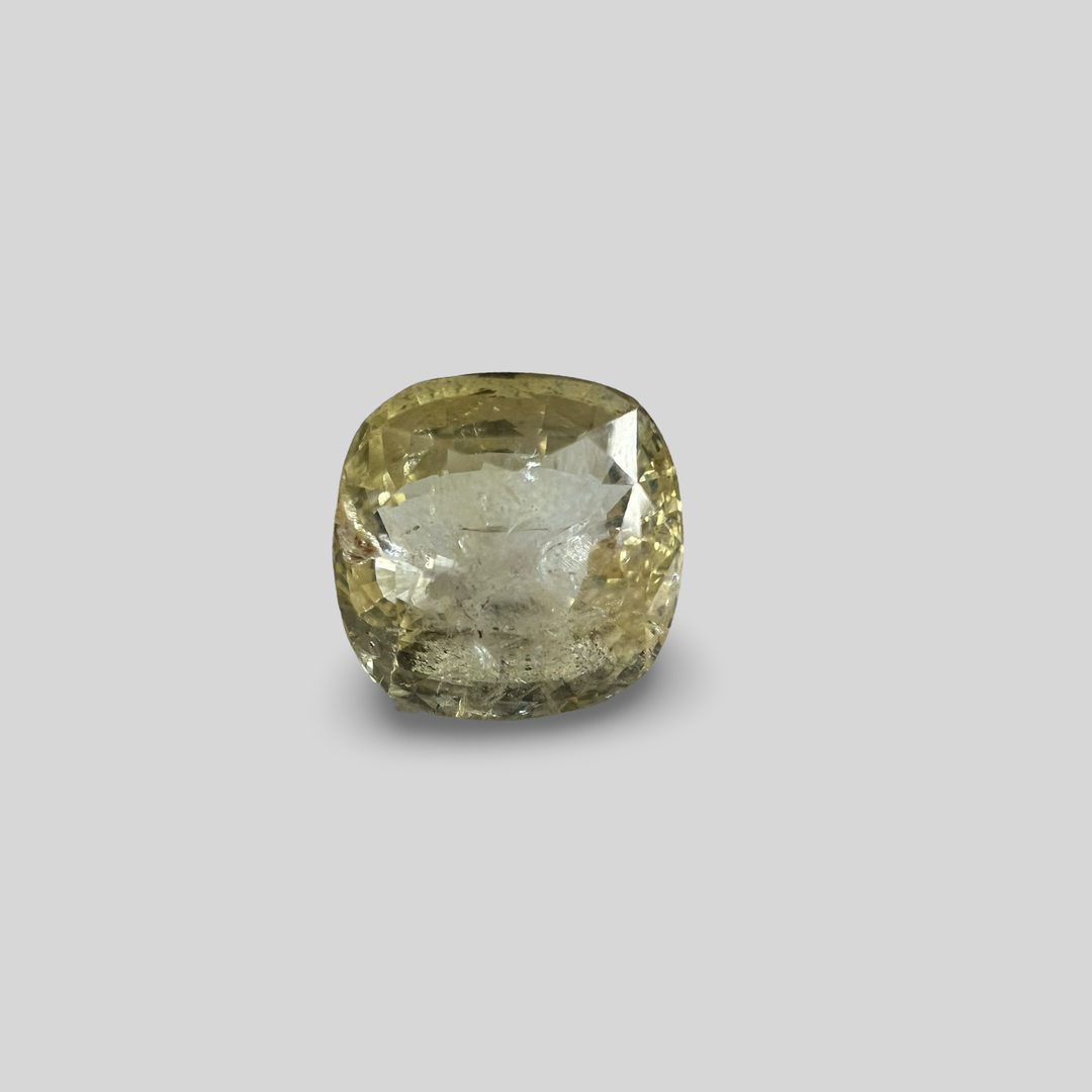 Natural Yellow Sapphire (Pukhraj) 4.98cts (30/357)