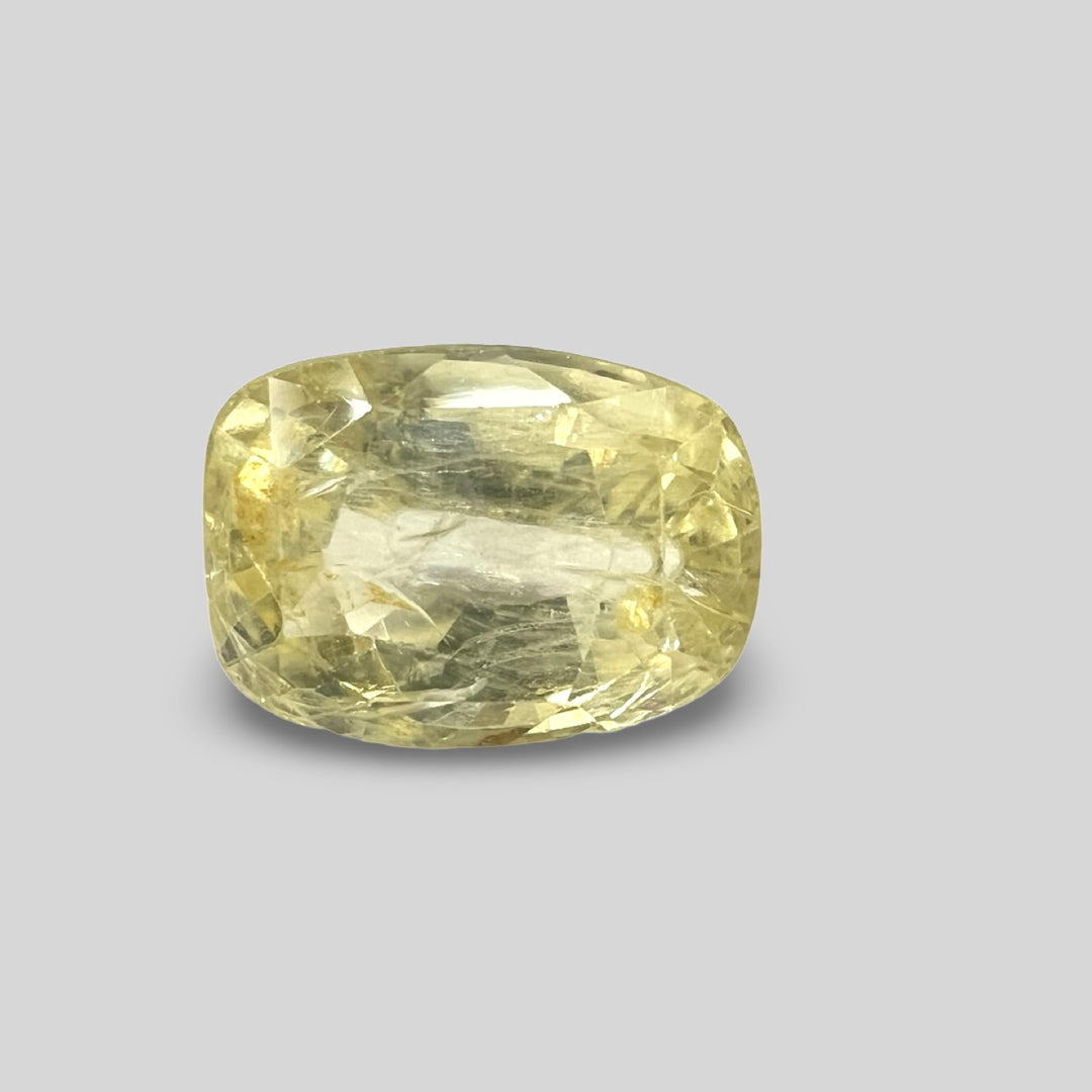 Natural Yellow Sapphire (Pukhraj) 3.56cts (9/105
