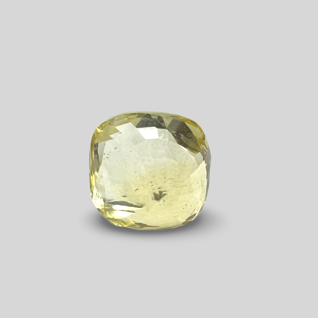 Natural Yellow Sapphire (Pukhraj) 5.27cts (19/217)