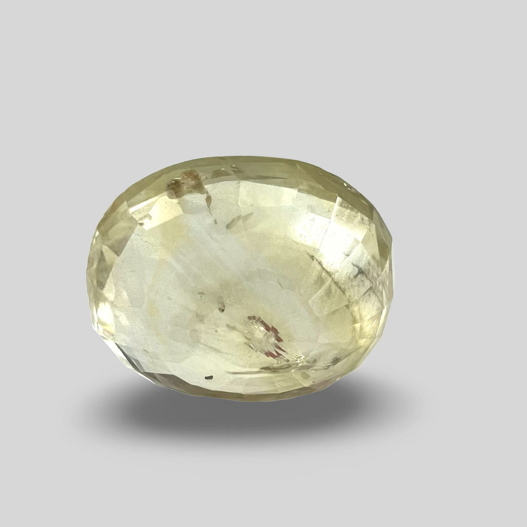 Natural Yellow Sapphire (Pukhraj) 4.86cts (40/472)