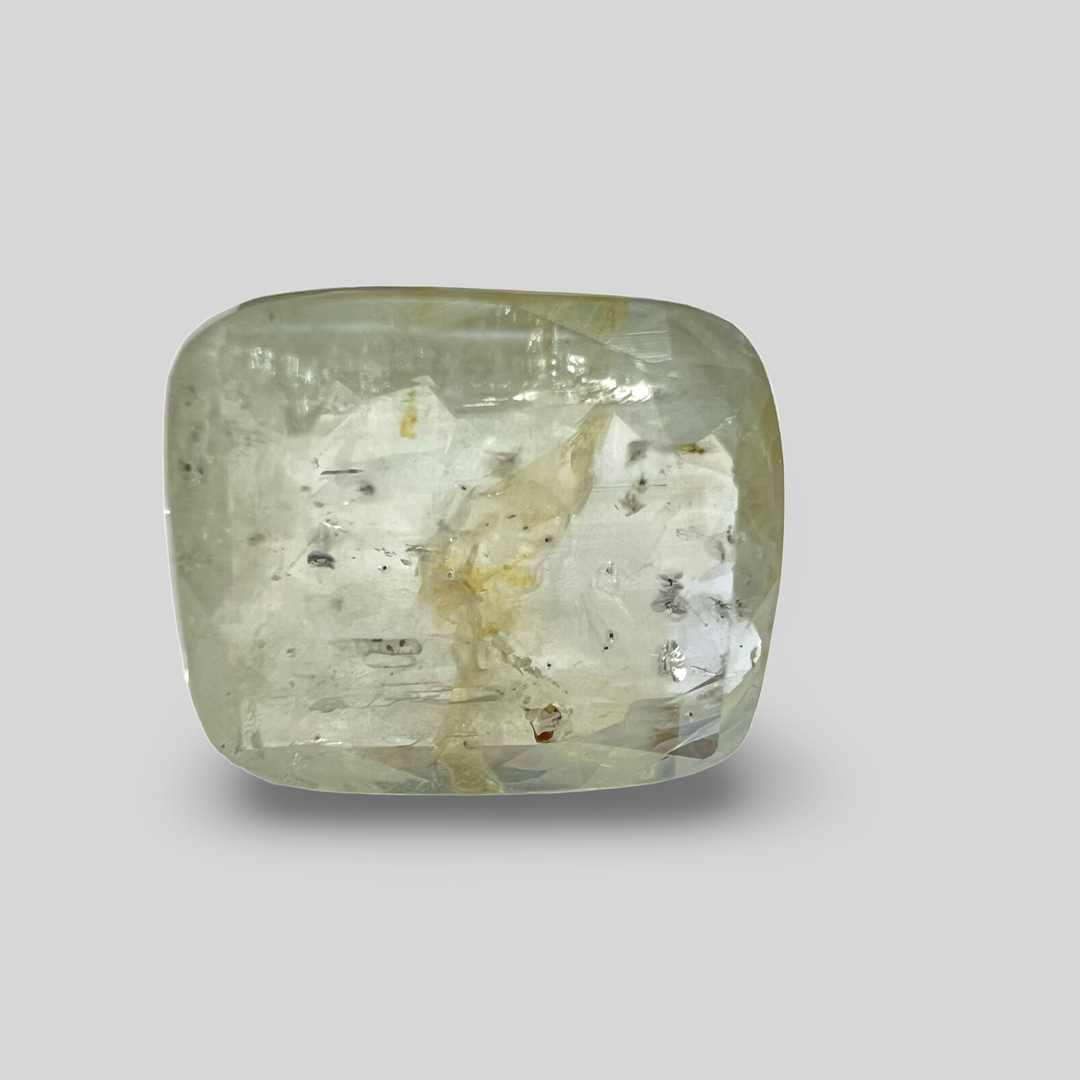 White sapphire (Pukhraj) 6.41cts (53/630)