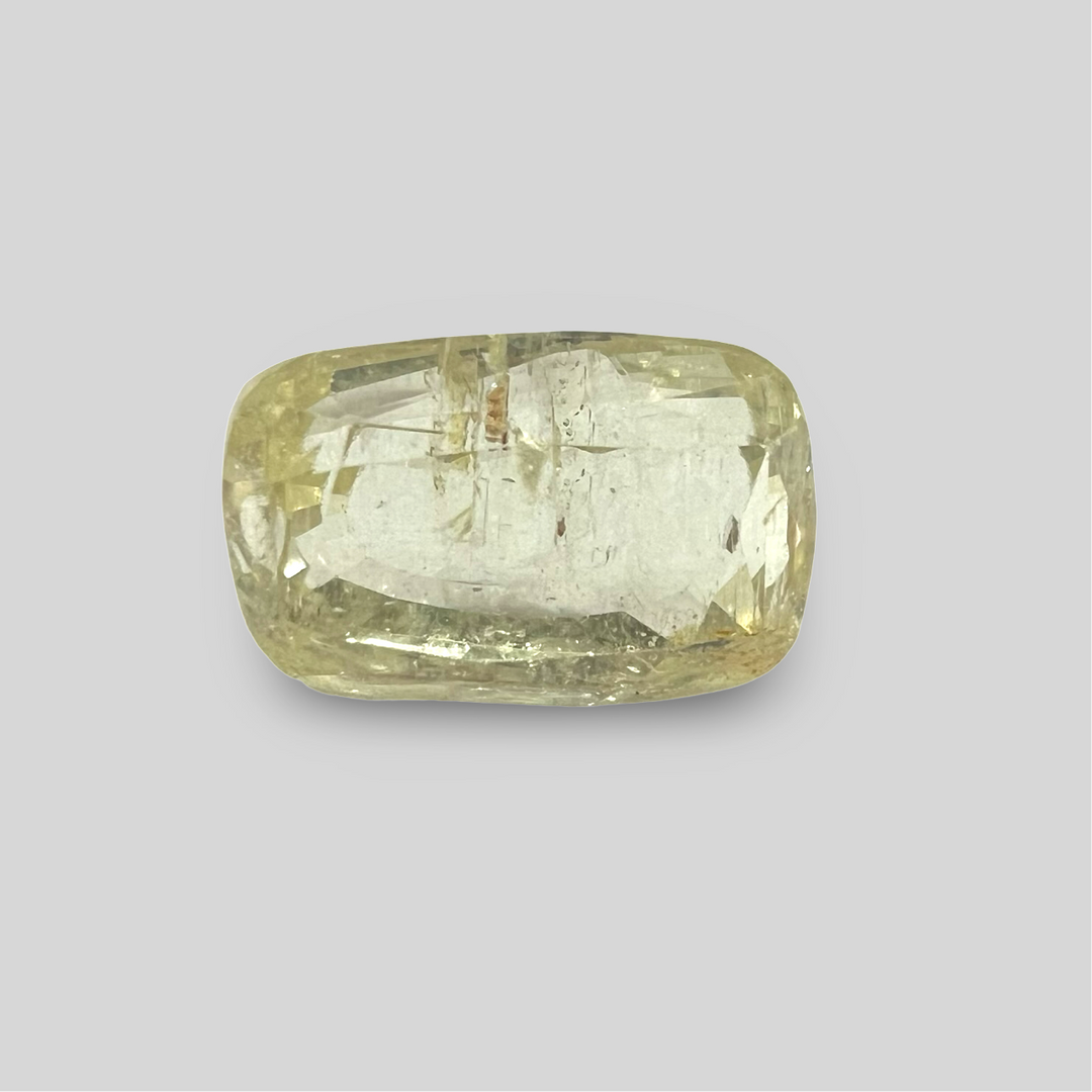 Natural Yellow Sapphire (Pukhraj) 5.67cts (23/276