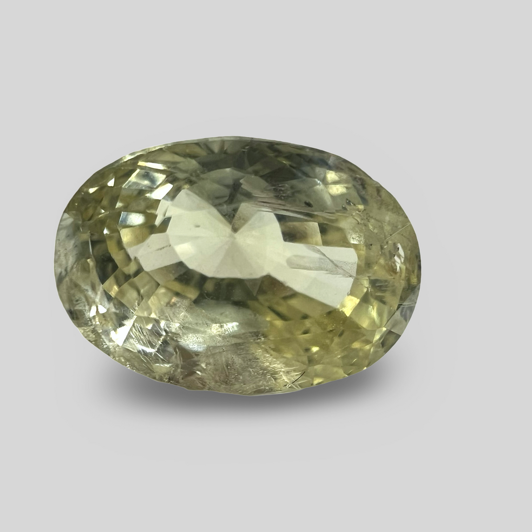 Natural Yellow Sapphire (Pukhraj) 5.11cts (17/203