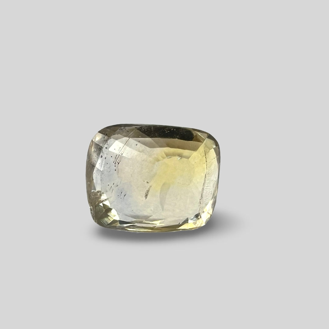 Natural Yellow Sapphire (Pukhraj) 4.28cts (9/100
