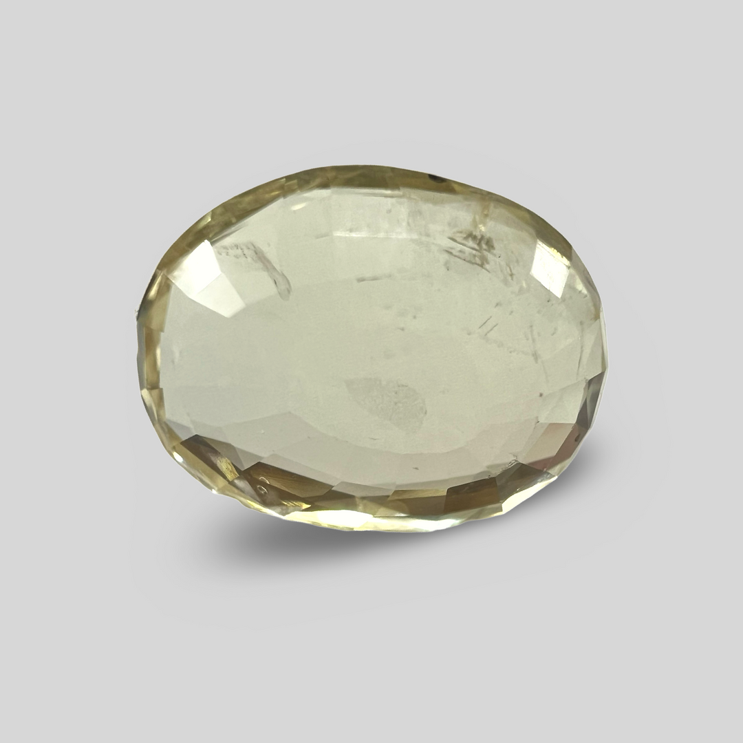 Natural Yellow Sapphire (Pukhraj) 5.04cts (17/196)